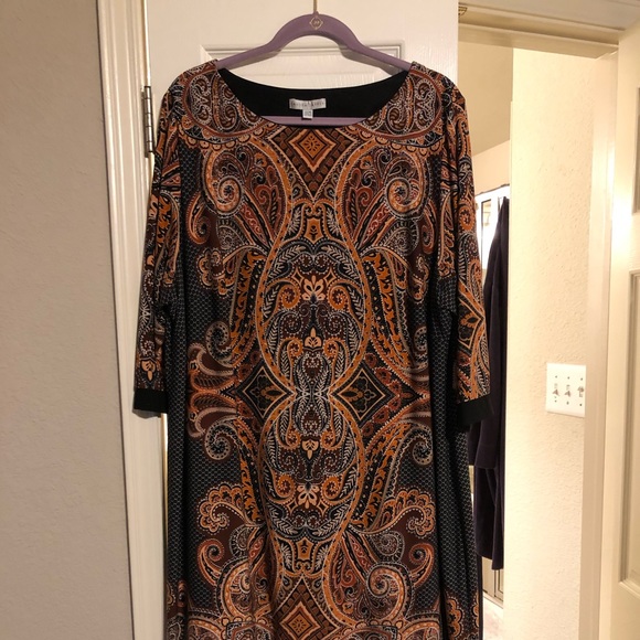 Shift Dress - Picture 5 of 8